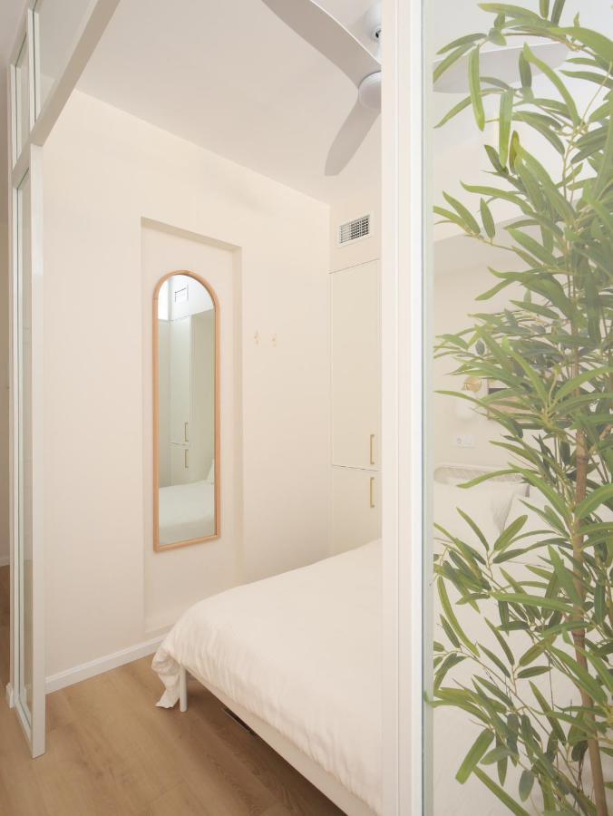 Staylish Studio Apartment In Malasana Madrid Ngoại thất bức ảnh