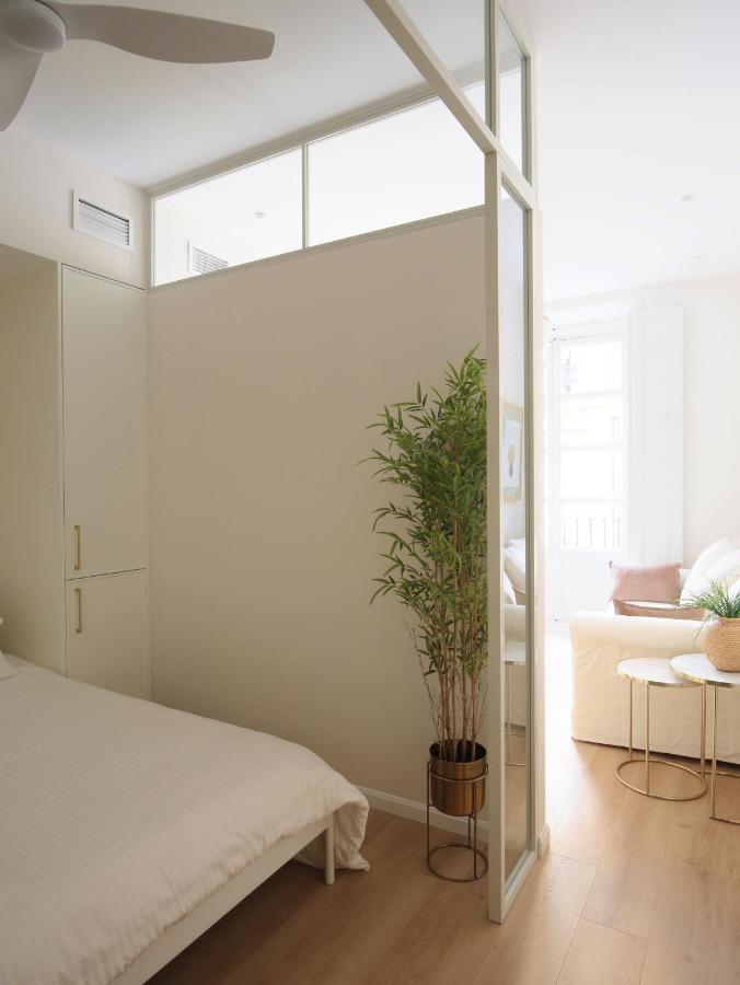 Staylish Studio Apartment In Malasana Madrid Ngoại thất bức ảnh